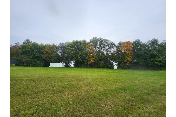 Grudziądz, działka z linią brzegowa Gruta